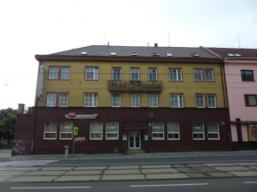 Гостиница Hotel Paradise  Острава